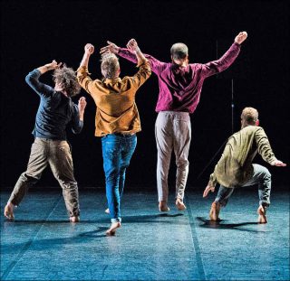 Naïf Production (Mathieu Desseigne-Ravel, Sylvain Bouillet, Lucien Reynès), Des gens qui dansent (Petite histoire des quantités négligeables), 2018