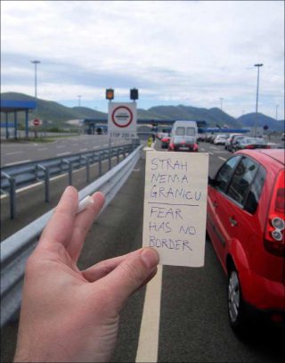 Bojan Stojčić, Fear Has No Border (détail), de la série No Trace Promises The Path en cours depuis 2013.