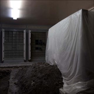 Le-noyau, Dedans #191, Banque de France, Saint-Claude, 2014.