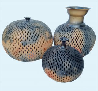 Om Prakash Galav, poteries Kagzi, 2018