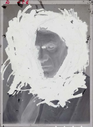 Dora Maar, Portrait de Picasso, Paris, studio du 29, rue d’Astorg, hiver 1935 - 1936.