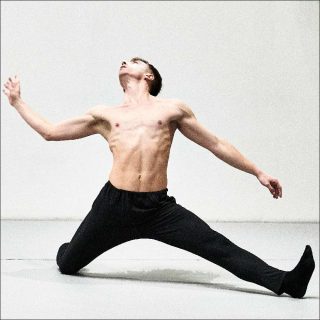 Steve Paxton, Goldberg Variations, 1986. Reprise par la Stephen Petronio Company, 2017