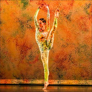 Merce Cunningham (par le Ballet de l'Opéra de Lyon, sous la direction de Yorgos Loukos), Summerspace, 1958 (2019)