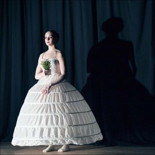 Rebecca Journo, L'Épouse, 2017