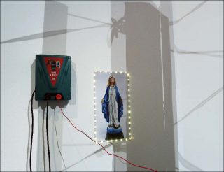 Camille Lavier, Jusqu’à ce que la mort nous sépare ?, 2019.