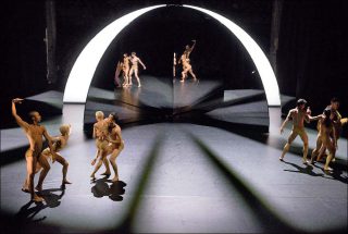 Wayne McGregor et Olafur Eliasson, Tree of Codes, 2015