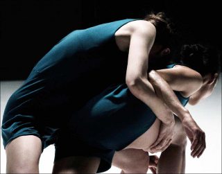 Amos Ben-Tal (Cie Off Projects) et la Cie ICK Amsterdam, 60, 2019