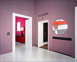 Lynne Cohen, Untitled (Circle Mirror), 2011.