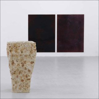 Morgan Courtois, Vue de l’exposition It’s All Tied Up in a Rainbow, Centre d’art contemporain Passerelle, Brest, 2018.