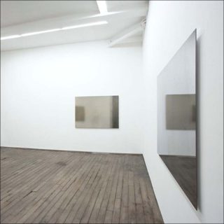 Liz Deschenes, Right / Left #4, 2009.