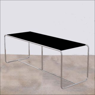 Frédéric Gaunet et Anne Marie Builles, d'après Mart Stam, table Axa, 2019 (1926)