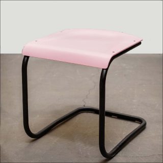 Frédéric Gaunet et Anne Marie Builles, d'après Mart Stam, tabouret S9, 2019 (1926)