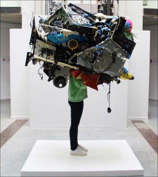 Daniel Firman, Stay up, 2019.