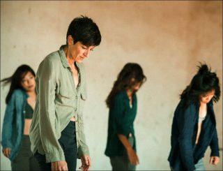 Claire Durand-Drouhin (Cie Traction), Portrait de groupe avec femme(s), 2018