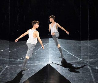 Petter Jacobsson et Thomas Caley (CCN - Ballet de Lorraine), For Four Walls, 2019