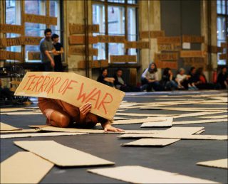 La Ribot, Laughing Hole, 2006