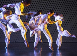 Merce Cunningham, Pond Way, 1998. Remontée par Andrea Weber pour l'Opera Ballet Vlaanderen, 2019