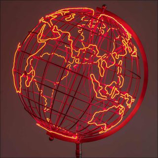 Mona Hatoum, Hot Spot (stand) (détail), 2018.