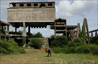 Emmanuelle Huynh et Jocelyn Cottencin, Nous venons de trop loin pour oublier qui nous sommes (détail), 2019.