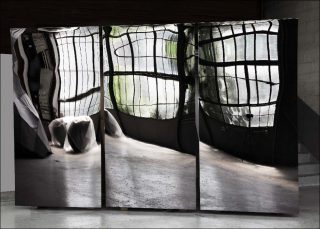 Pierre-Laurent Cassière, Distorsions, 2013.