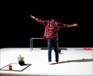 Christian Rizzo, Sakinan Göze çöp batar, 2012. Danse contemporaine. Durée : 50 min.